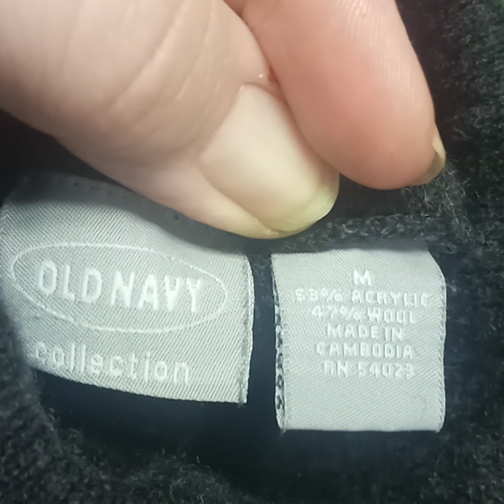 Old Navy Turtleneck - Picture 3 of 5